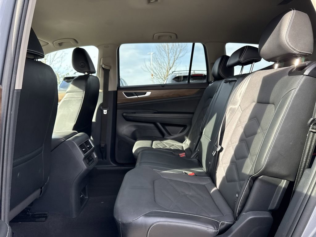 Used 2024 Volkswagen Atlas SE image 19