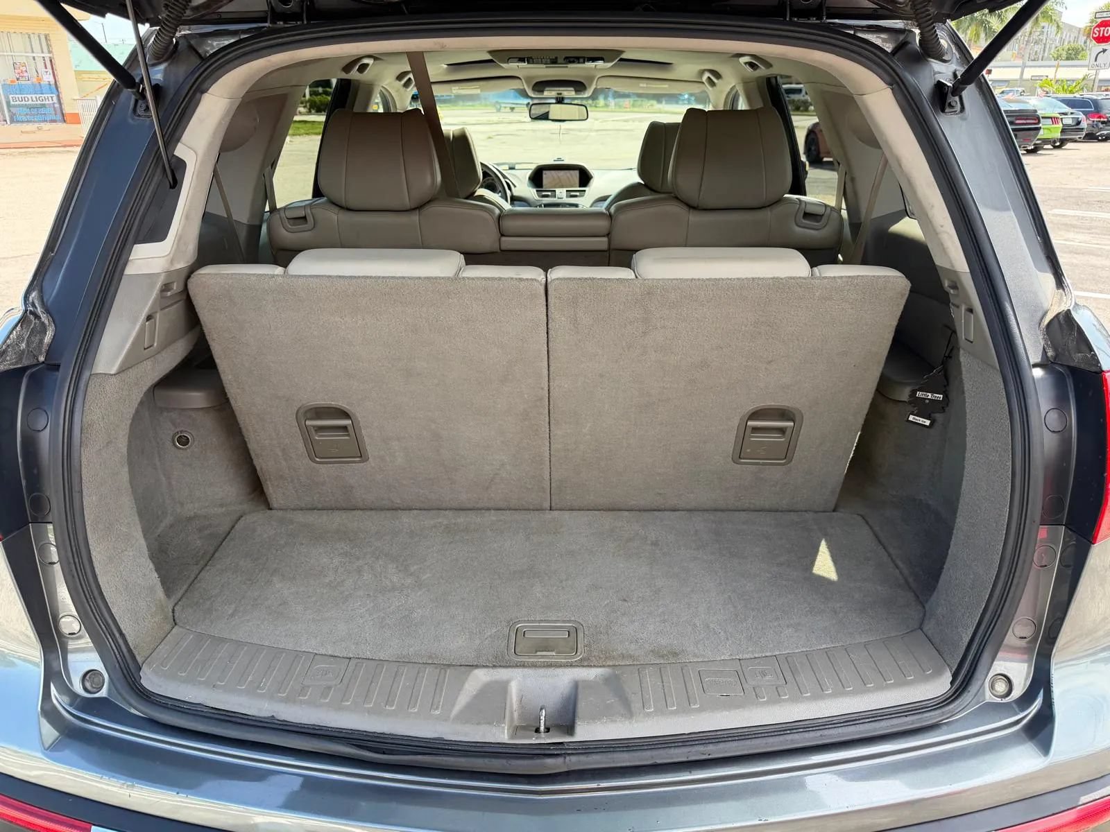 Used 2011 Acura MDX w/ Technology & Entertainment AWD/4WD image 32