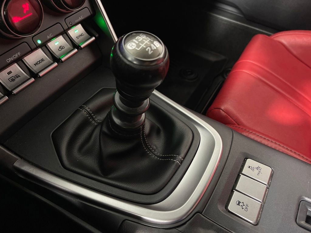 Certified 2022 Toyota GR86 w/ ALL Weather Mat Package (TMS) image 22