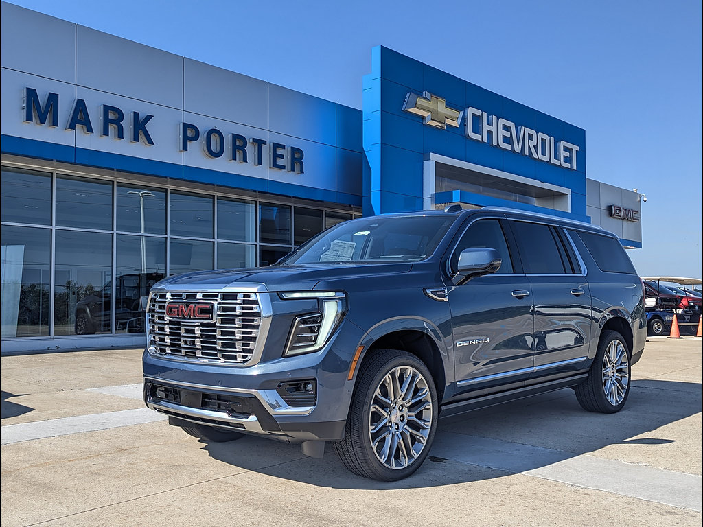 New 2026 GMC Yukon XL Denali w/ Denali Reserve Package