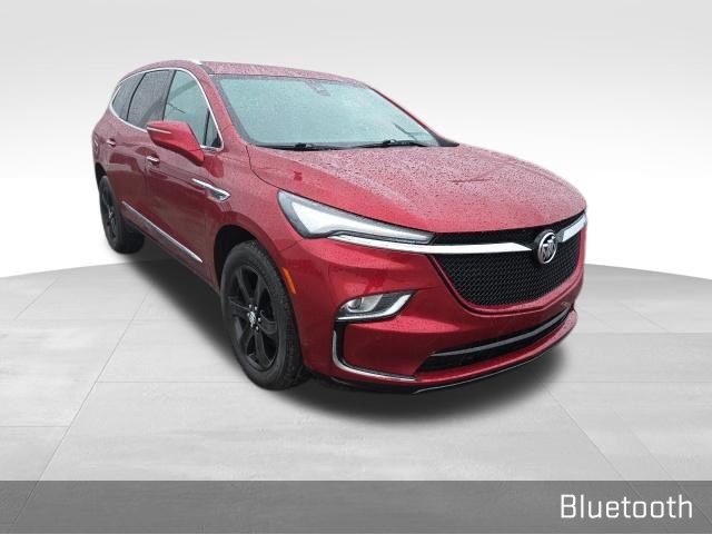 Used 2023 Buick Enclave Essence w/ Sport Touring Edition image 3