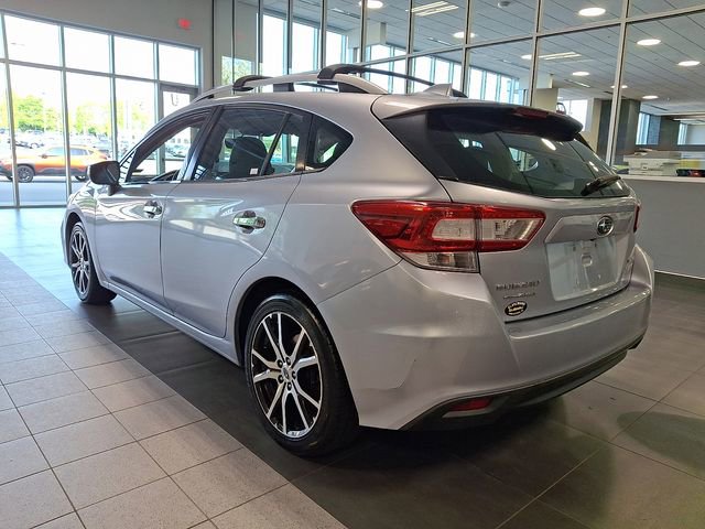 Used 2017 Subaru Impreza 2.0i Limited w/ Popular Package #4A AWD/4WD image 4