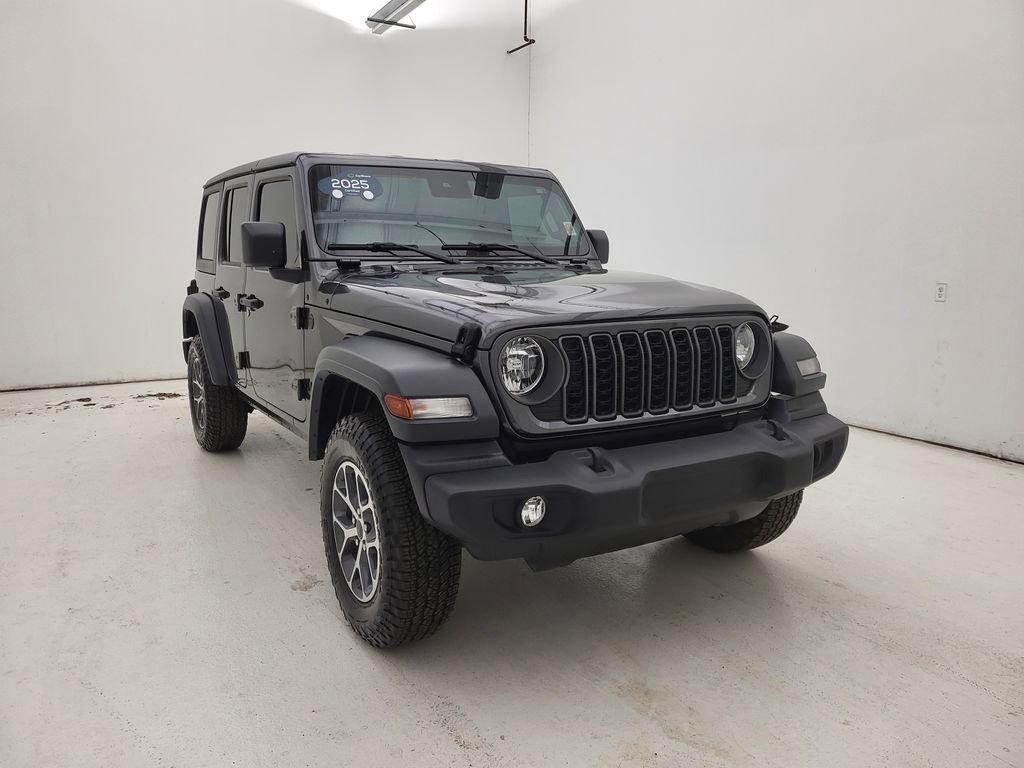 Used 2025 Jeep Wrangler Sport S image 10