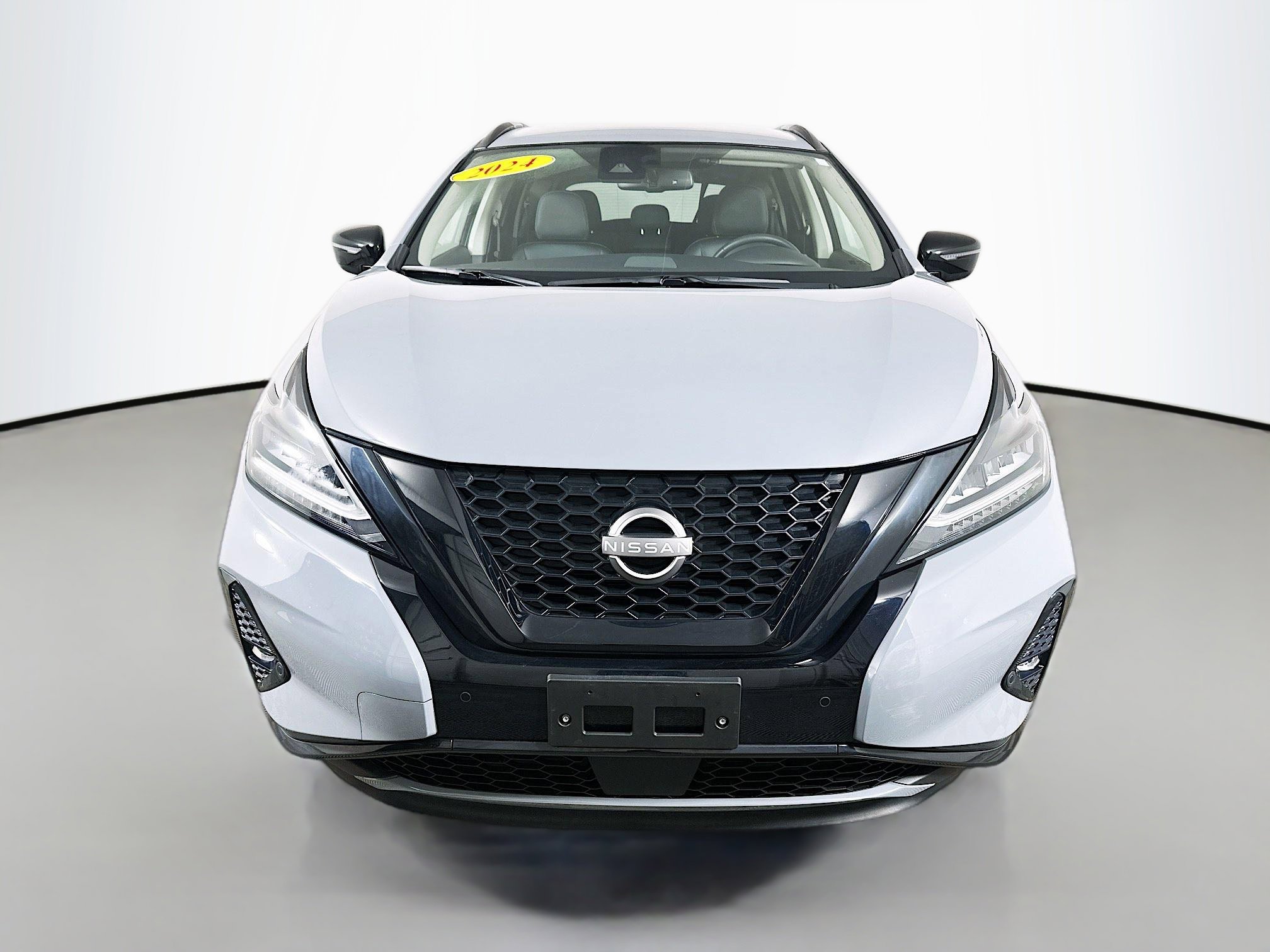 Used 2024 Nissan Murano SV w/ SV Midnight Edition Package image 2