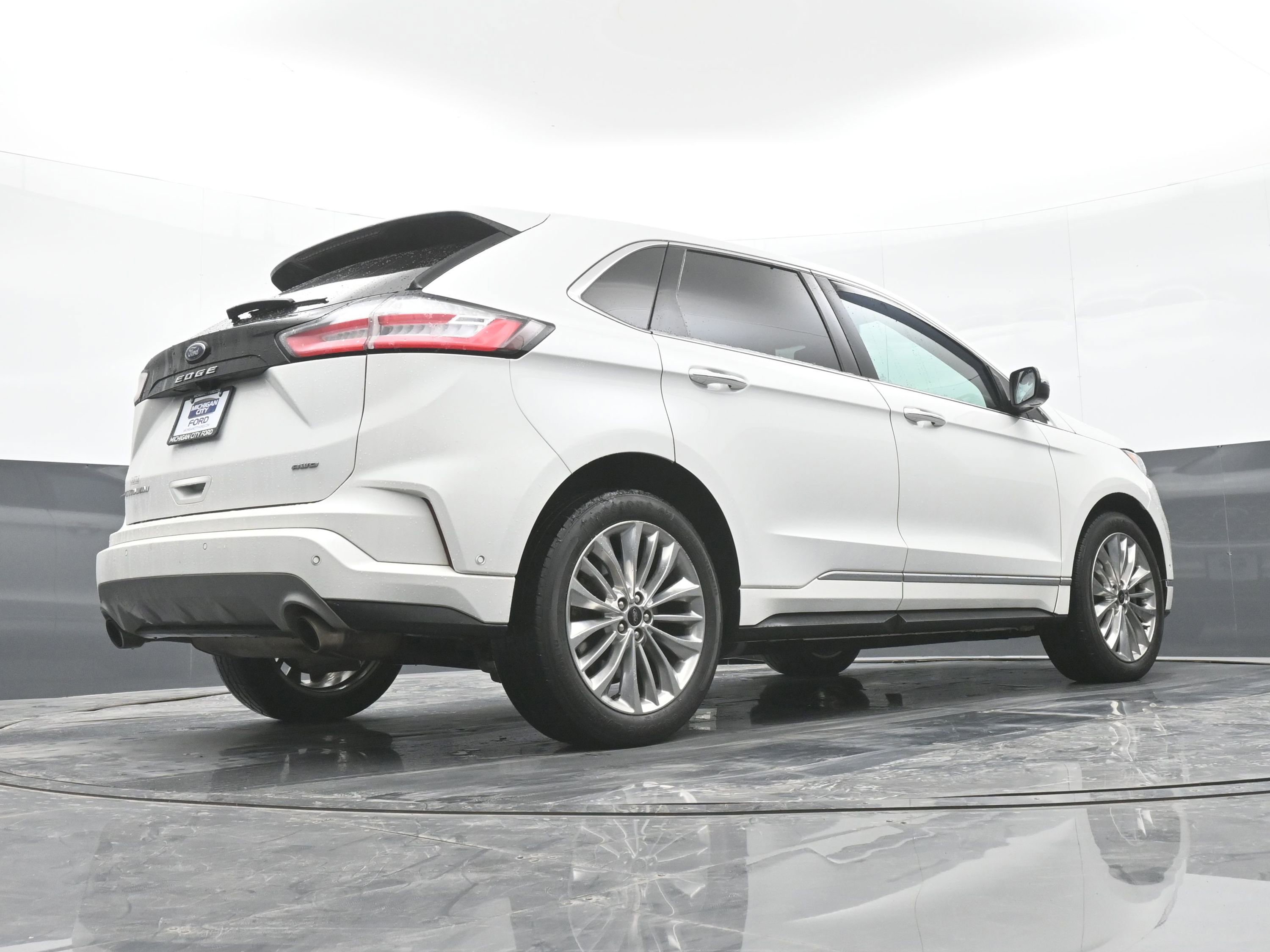 Used 2021 Ford Edge Titanium w/ Equipment Group 301A image 43