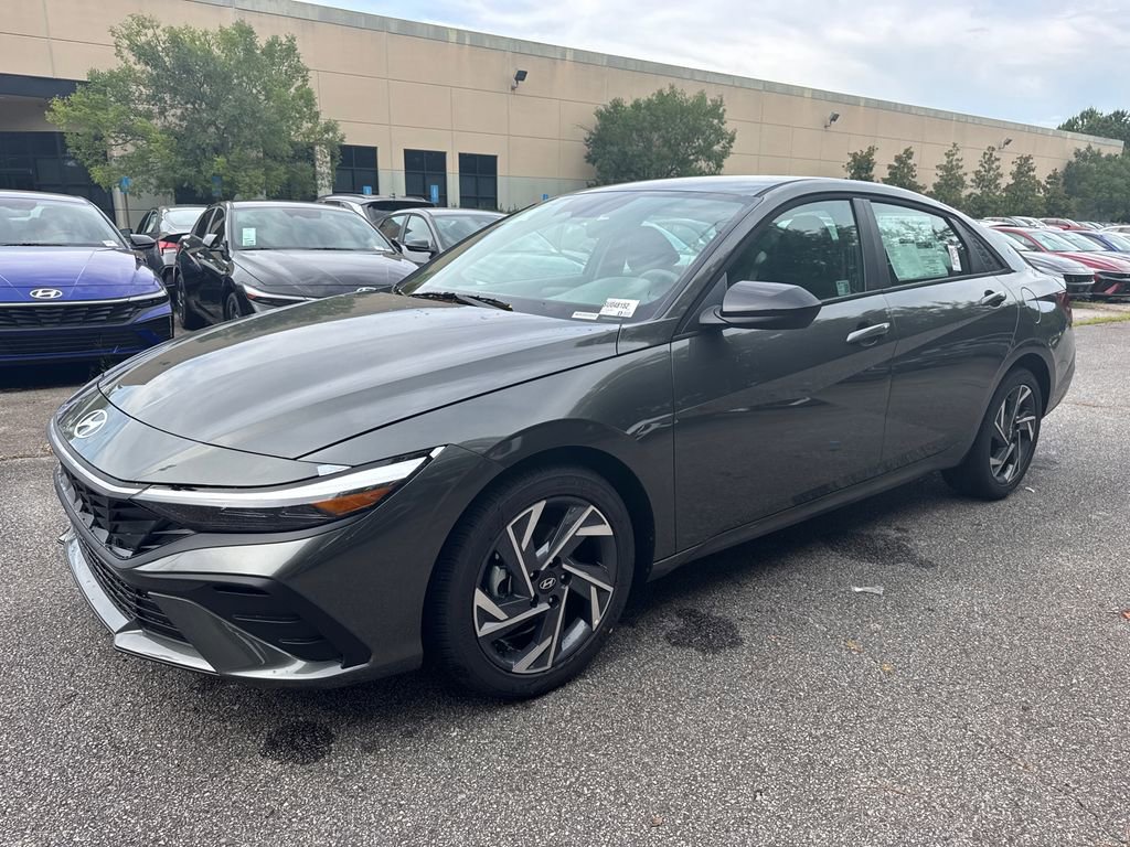 New 2025 Hyundai Elantra Sport