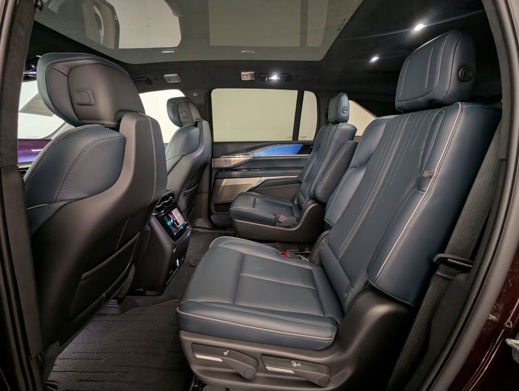 Used 2025 Cadillac Escalade IQ Luxury 2 w/ LPO, Premium Carpet Package image 21
