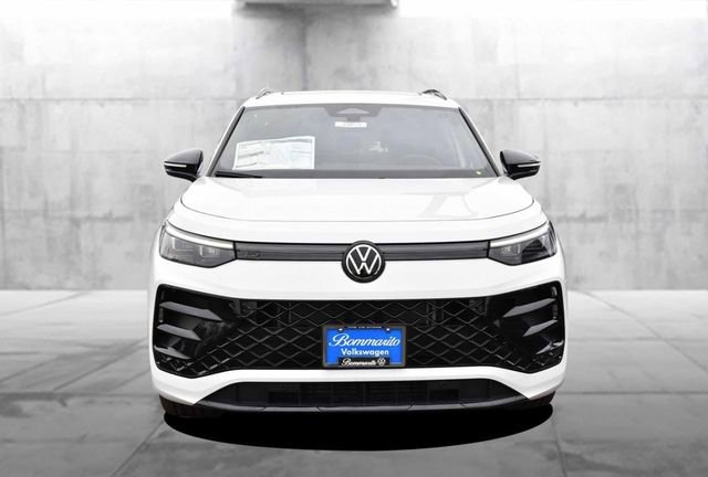 New 2026 Volkswagen Tiguan SE R-Line image 4