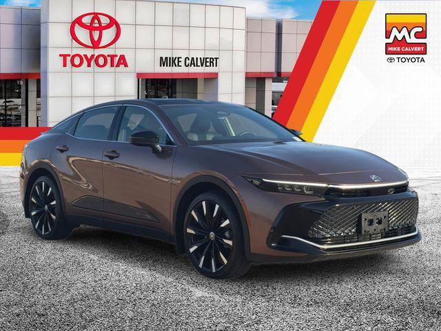 Certified 2026 Toyota Crown Platinum AWD/4WD image 7