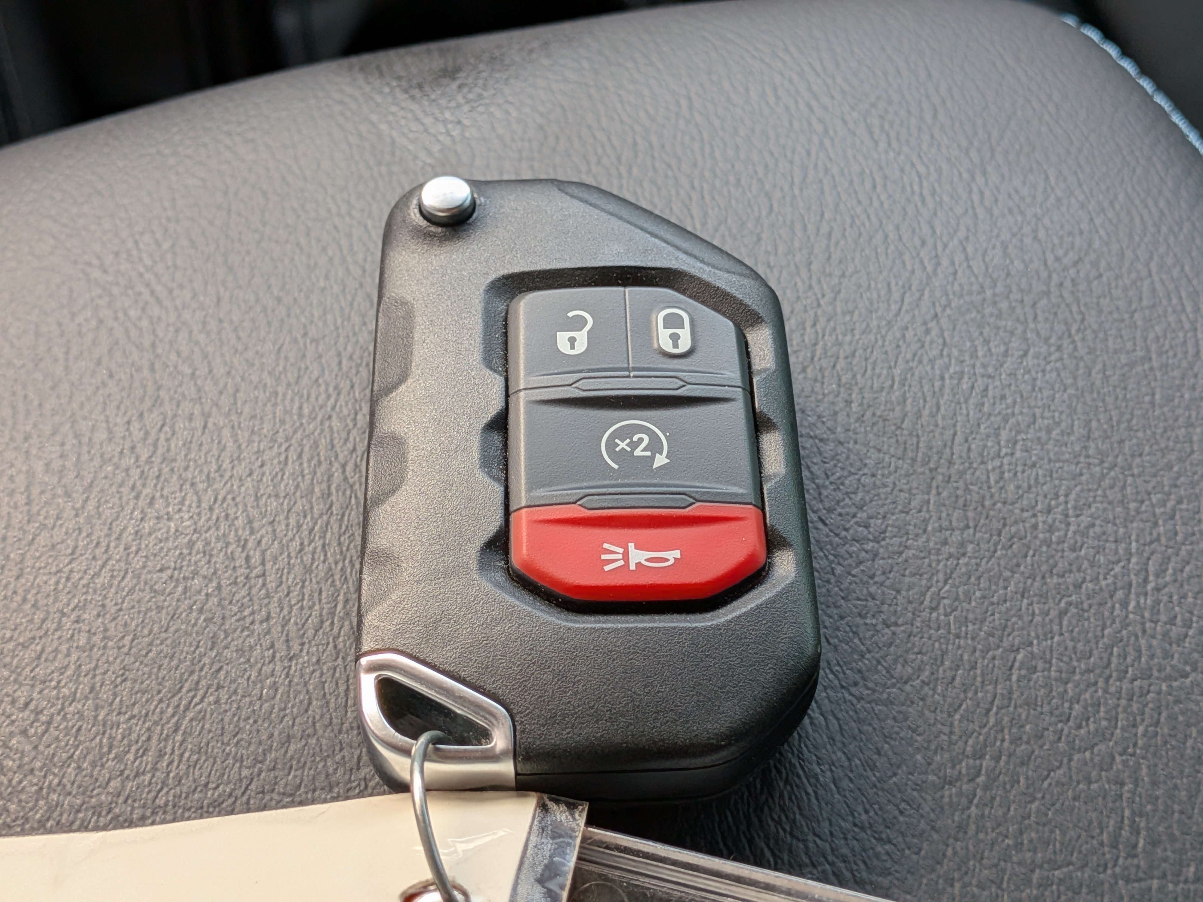 Used 2024 Jeep Wrangler High Altitude AWD/4WD image 33