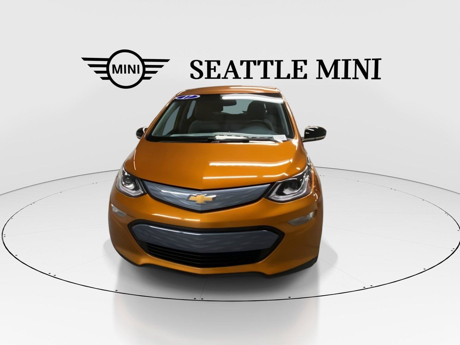 Used 2017 Chevrolet Bolt LT FWD image 4