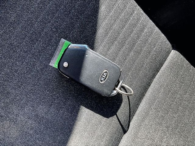 Used 2020 Kia Soul S FWD image 11