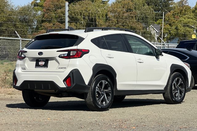 Used 2025 Subaru Crosstrek 2.5i Premium AWD/4WD image 5