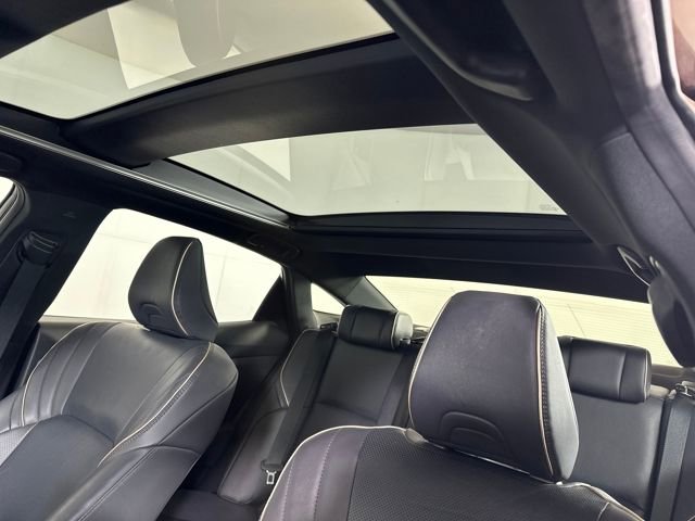 Used 2023 Toyota Crown Platinum image 12