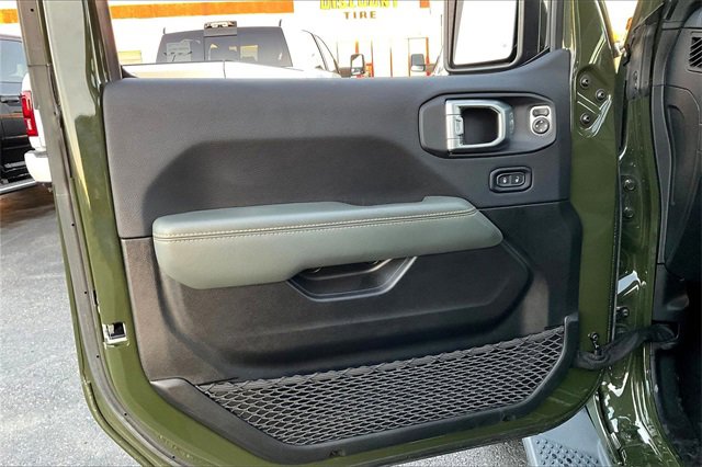 Used 2024 Jeep Wrangler High Altitude image 18