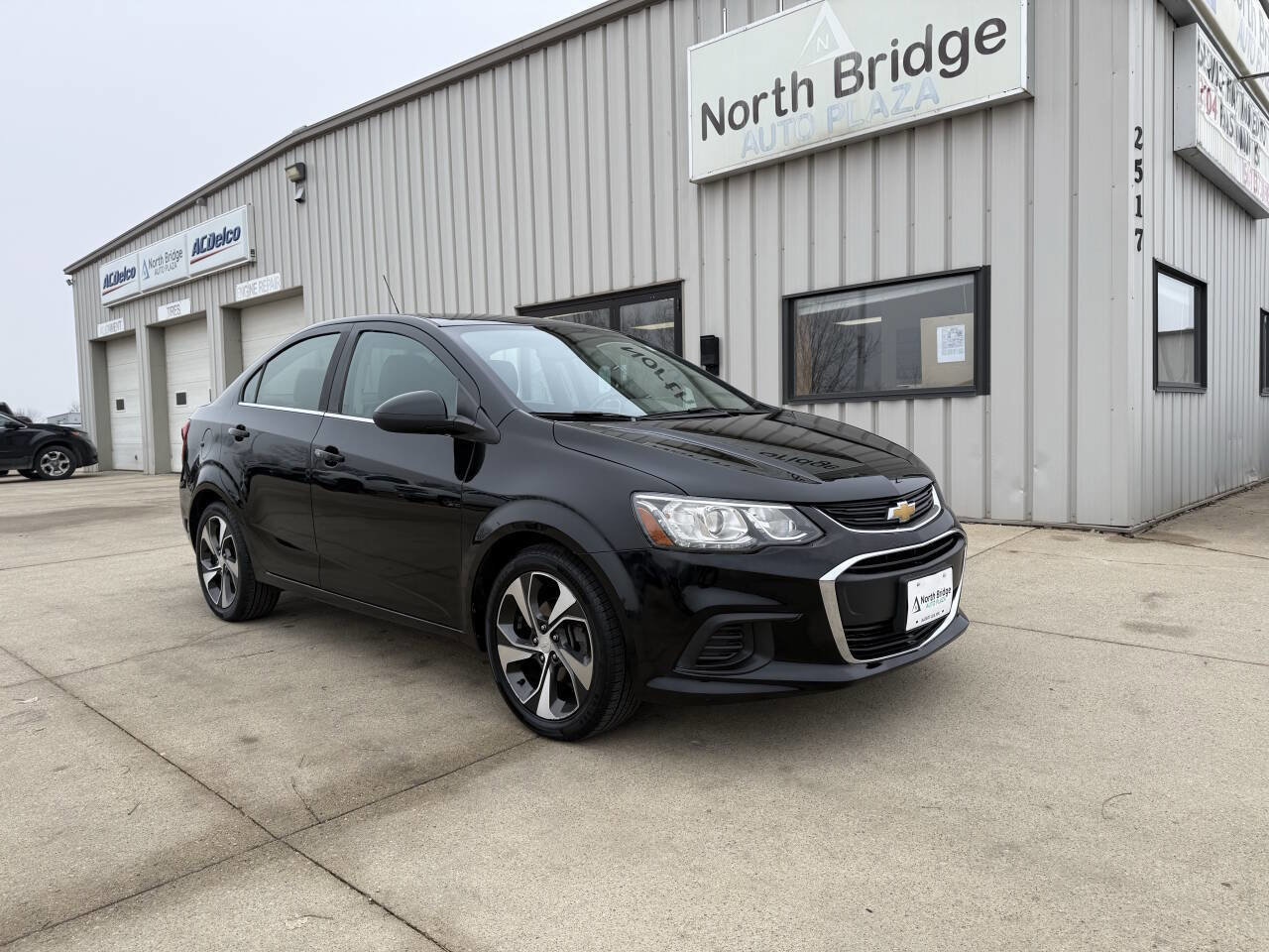 Used 2017 Chevrolet Sonic Premier image 1
