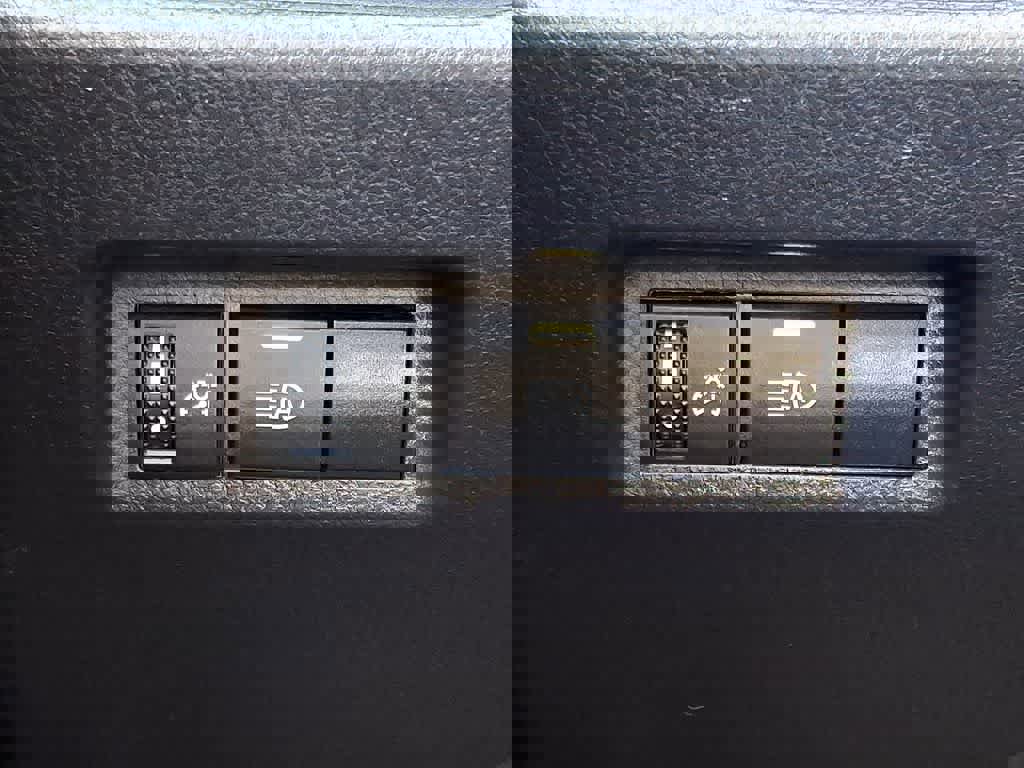 Used 2024 Toyota RAV4 XLE image 23