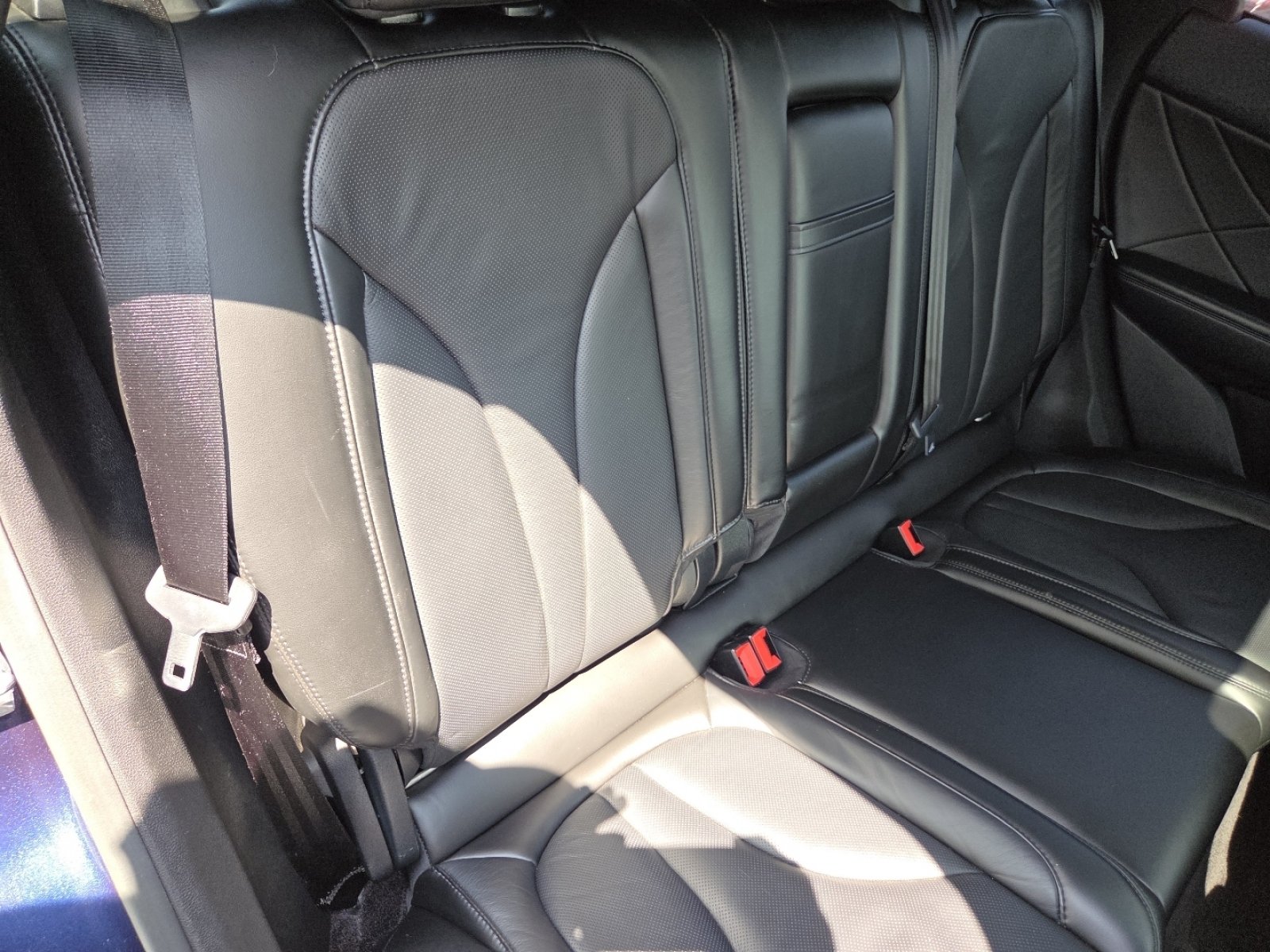 Used 2017 Lincoln MKC Reserve FWD image 31