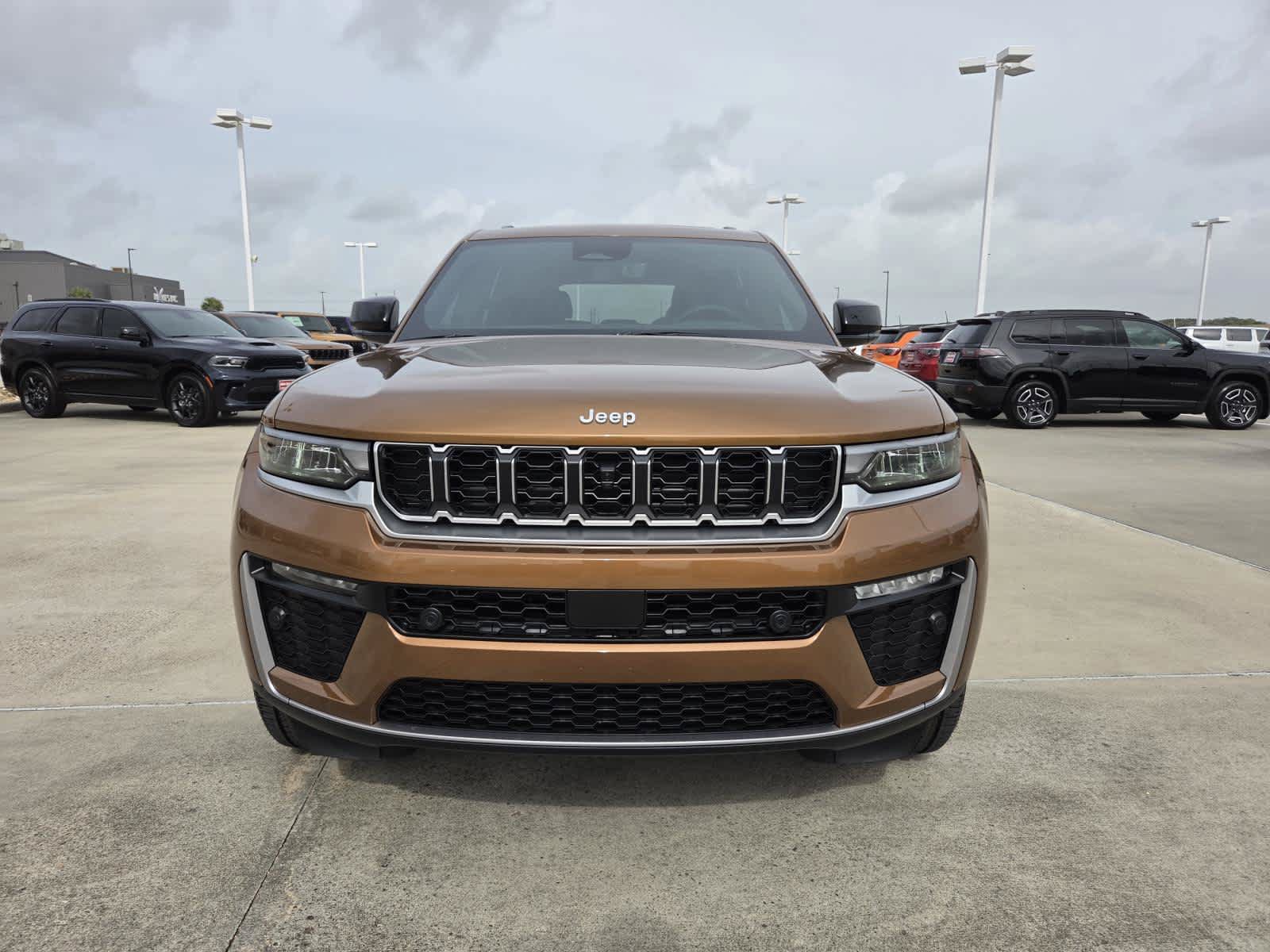 New 2026 Jeep Grand Cherokee Limited AWD/4WD image 8