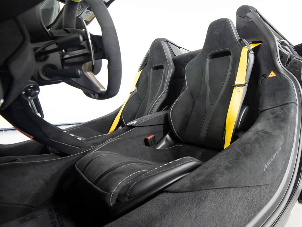 Used 2024 McLaren 750S Spider RWD image 34