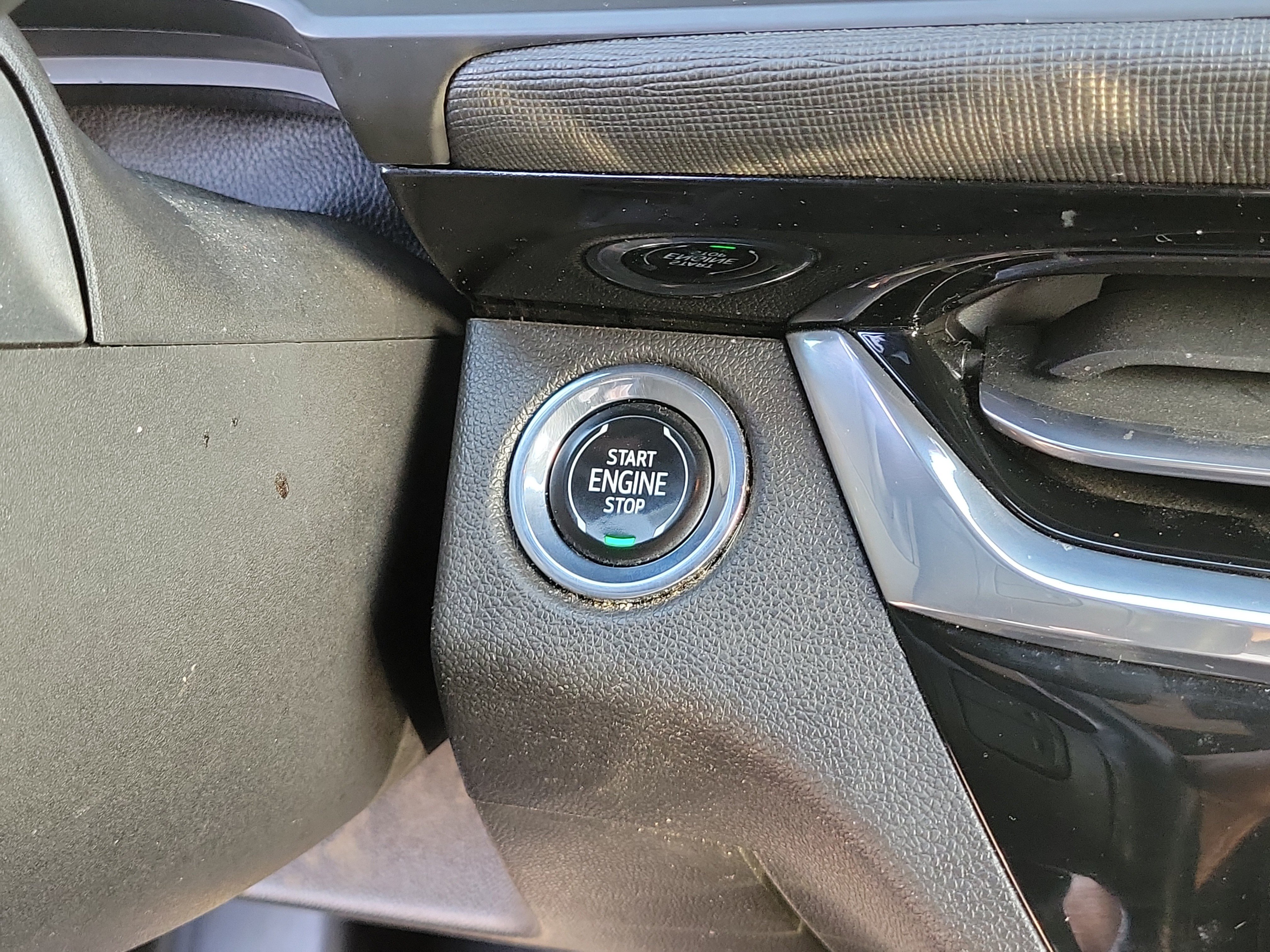 Used 2024 Buick Envista Sport Touring w/ Convenience I Package FWD image 30