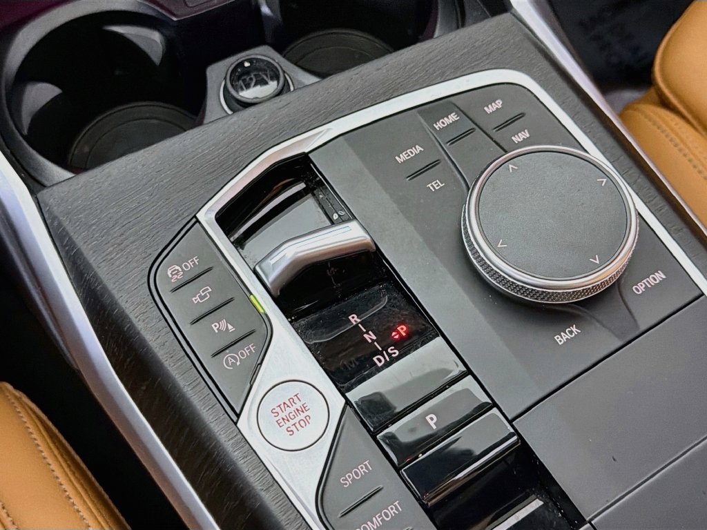 Used 2024 BMW 330i Sedan RWD image 17
