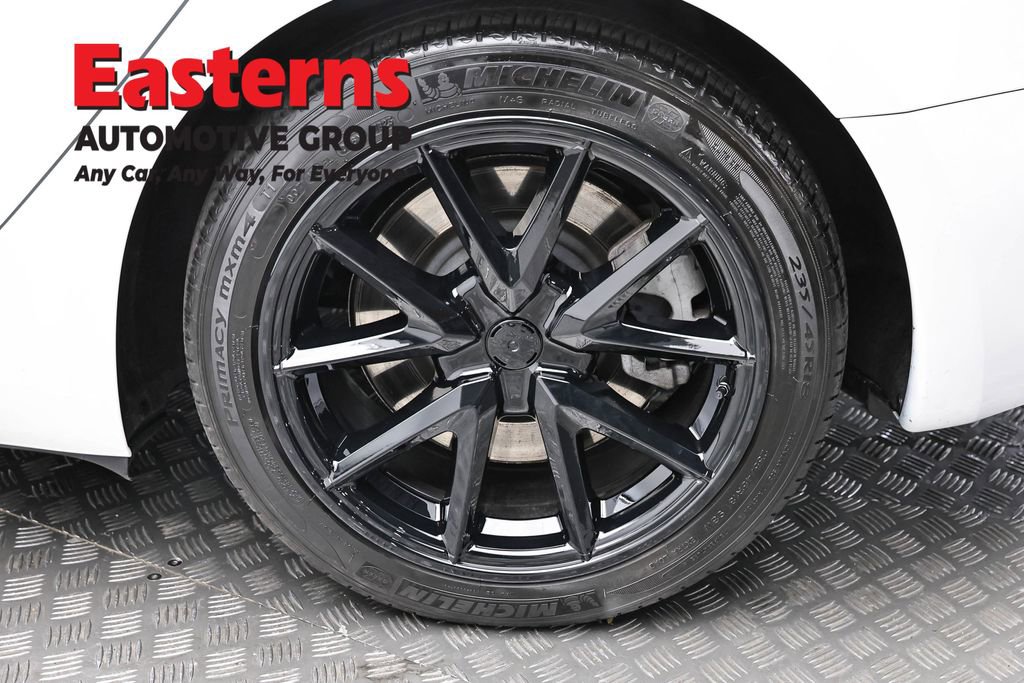 Used 2023 Tesla Model 3 Standard Range RWD image 8