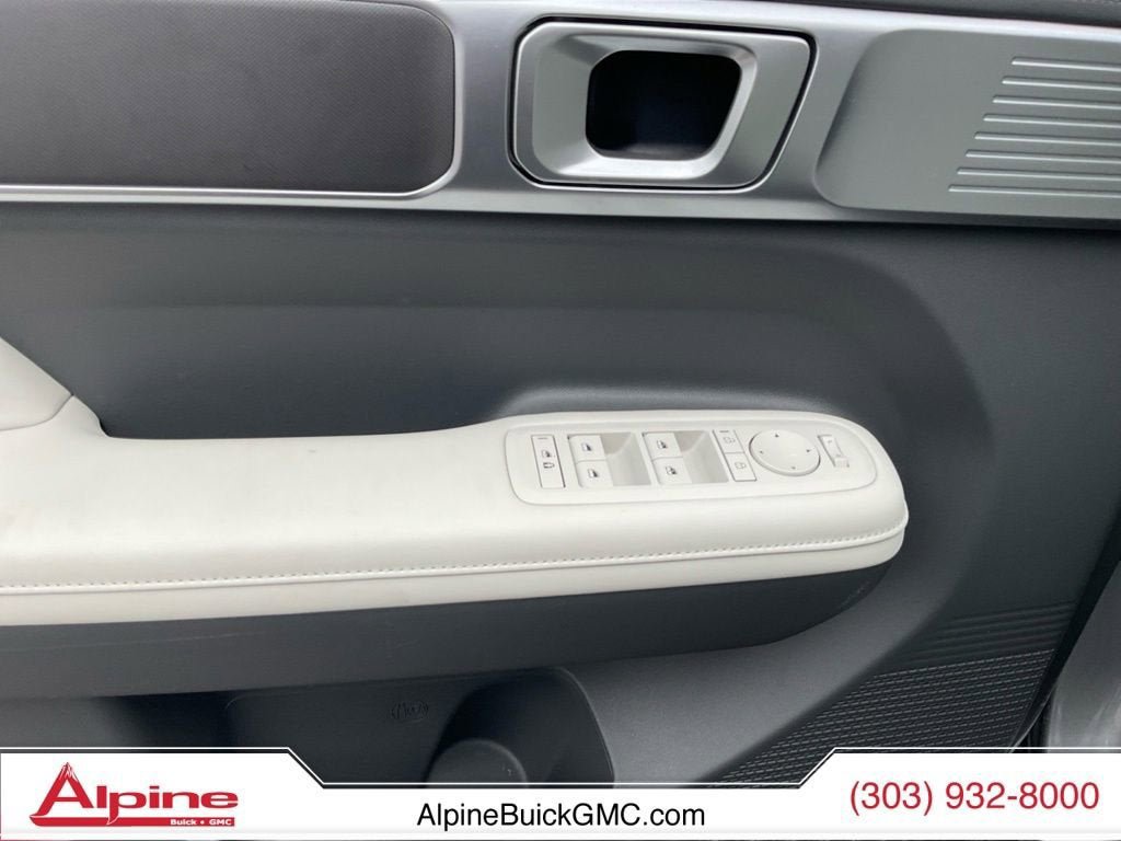 Used 2026 Hyundai Santa Fe SEL AWD/4WD image 19