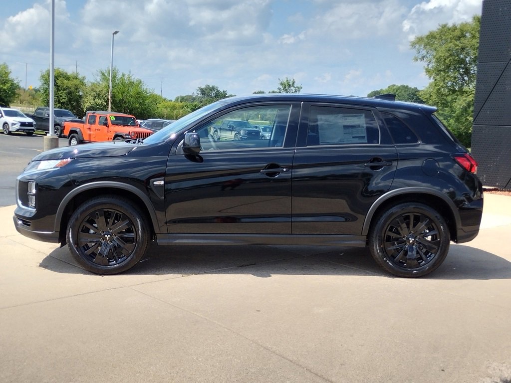 New 2025 Mitsubishi Outlander Sport LE image 18