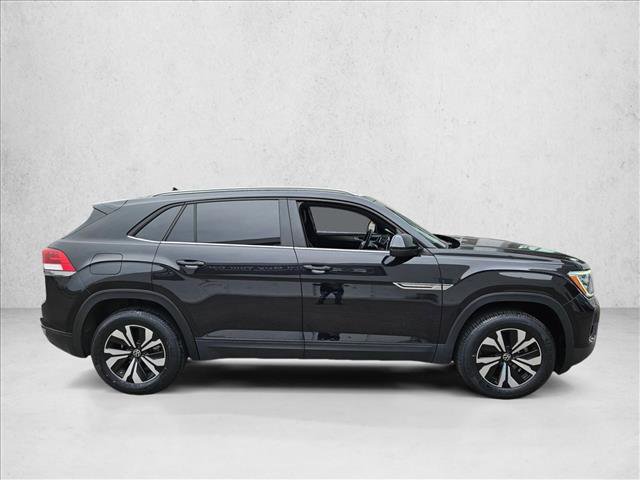 Used 2024 Volkswagen Atlas Cross Sport SE image 4