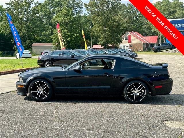 Used 2007 Ford Mustang GT Premium image 4