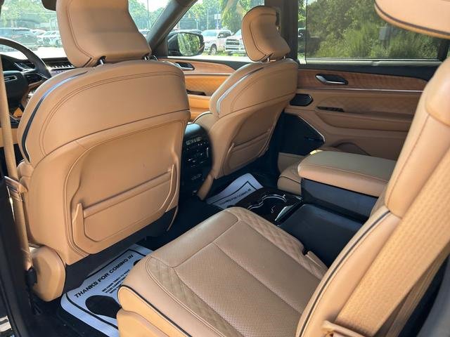 Used 2023 Jeep Grand Cherokee L Summit image 14