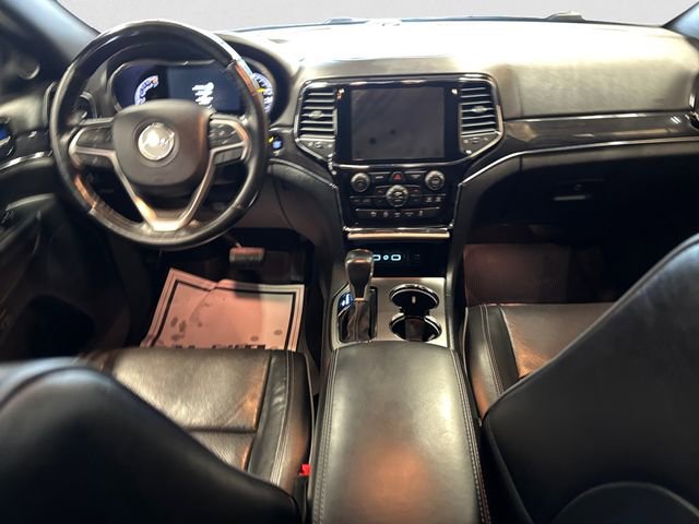 Used 2020 Jeep Grand Cherokee Overland image 11