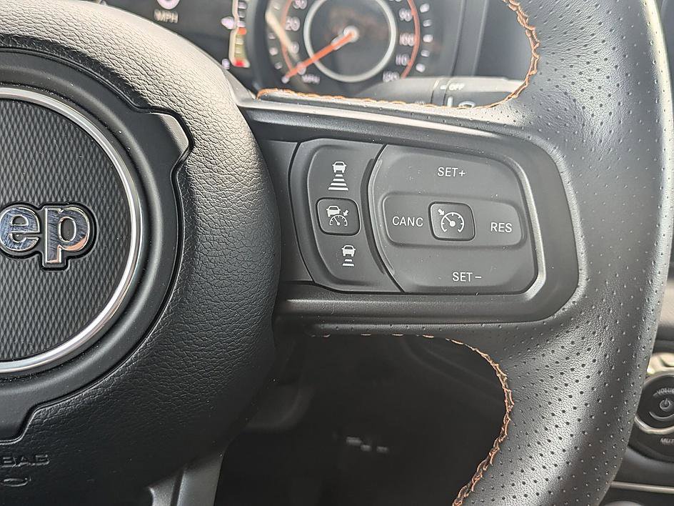 Used 2024 Jeep Gladiator Mojave w/ Safety Group image 19