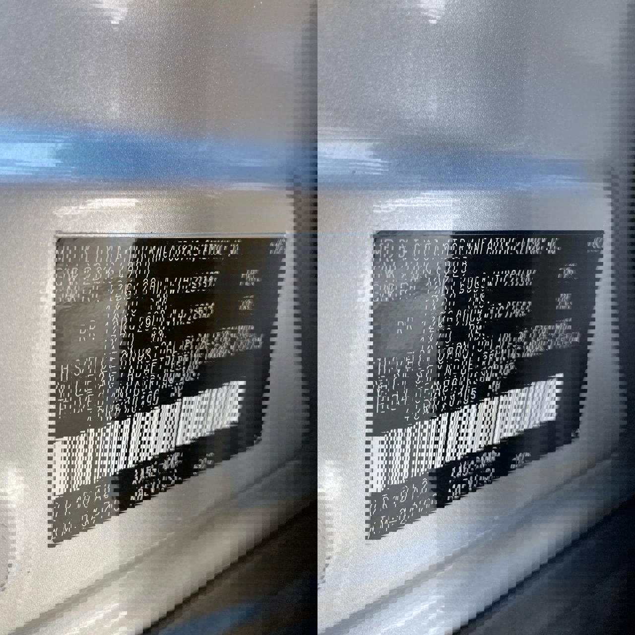 Used 2025 Toyota RAV4 XLE image 28