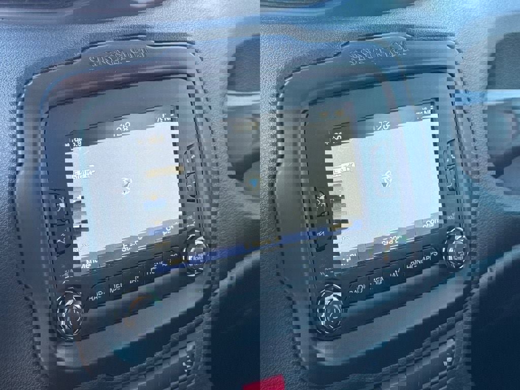 Used 2016 Jeep Renegade Trailhawk image 23