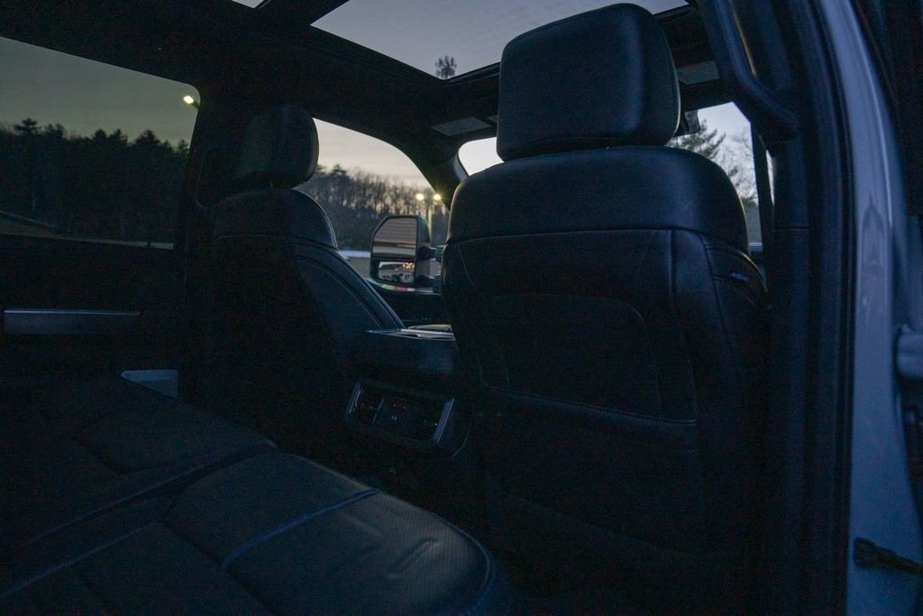 Used 2025 Ford F350 Platinum w/ FX4 Off-Road Package image 19