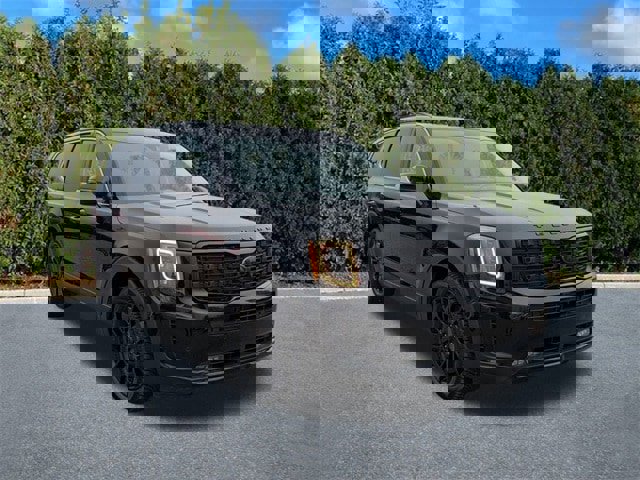 Used 2021 Kia Telluride SX w/ Nightfall Edition Package image 3