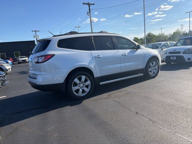Used 2016 Chevrolet Traverse LT w/ Style and Technology Package FWD image 7