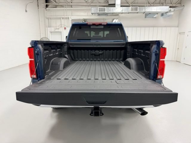Certified 2025 Chevrolet Silverado 2500 LTZ w/ LTZ Premium Package AWD/4WD image 29