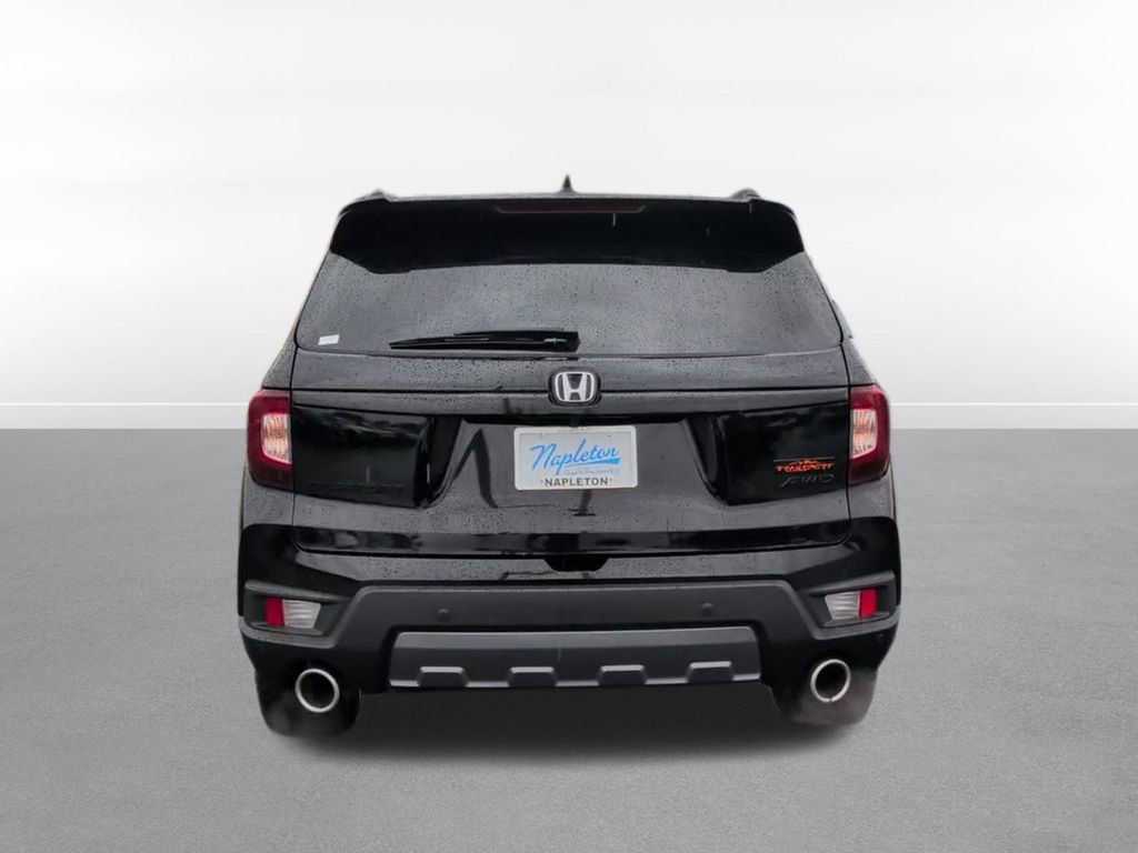Used 2025 Honda Passport TrailSport image 8