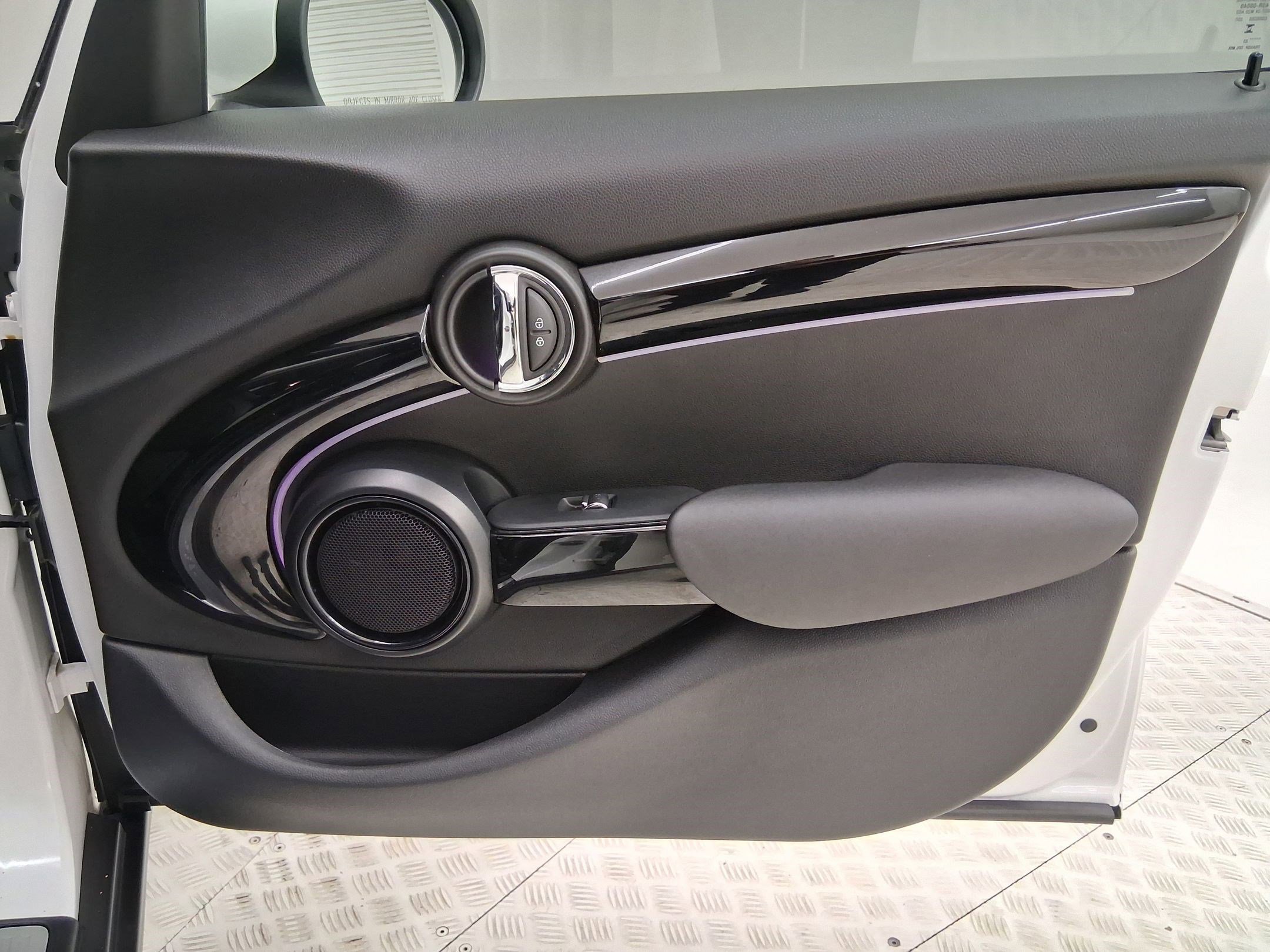 Certified 2024 MINI Cooper S image 33