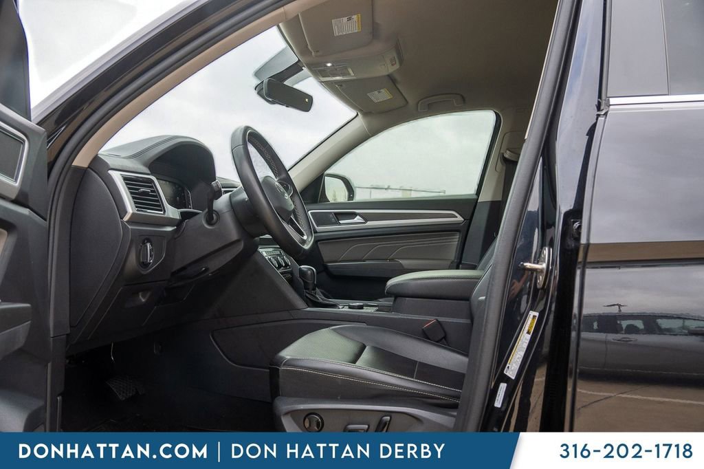 Used 2022 Volkswagen Atlas SE AWD/4WD image 3
