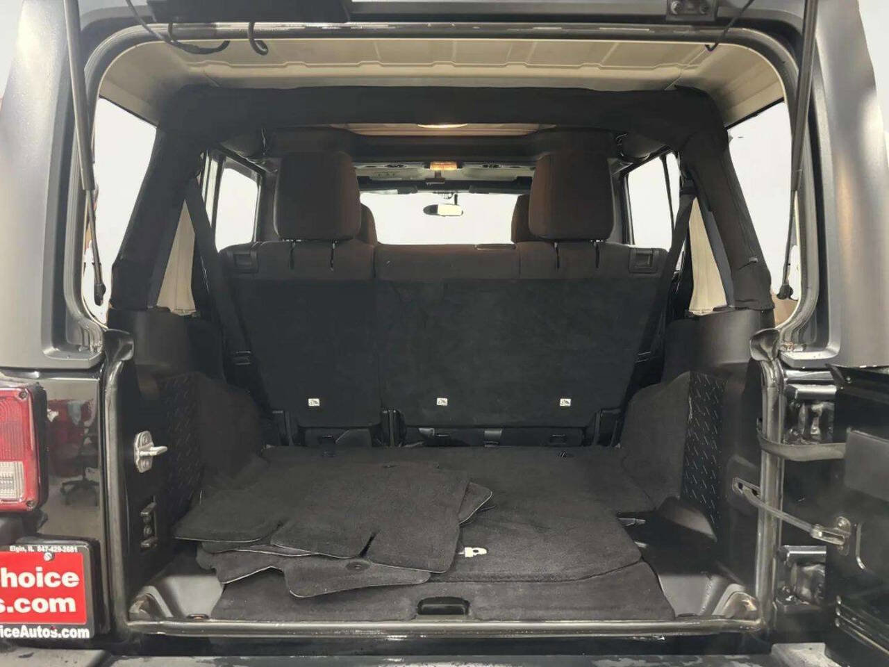 Used 2014 Jeep Wrangler Unlimited Sport image 17