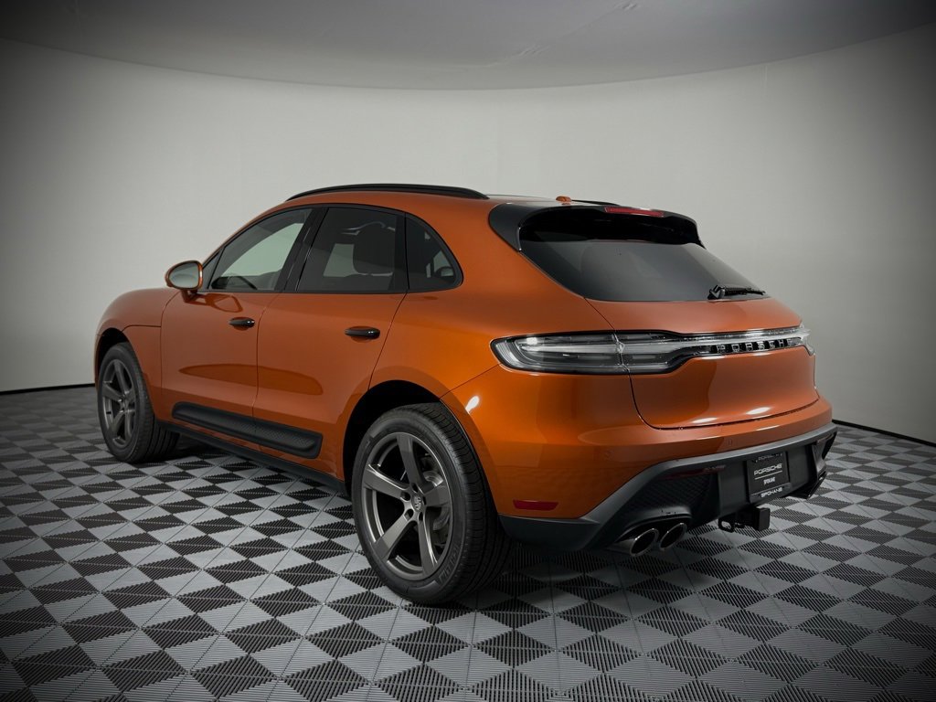 New 2025 Porsche Macan image 3