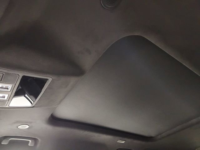 New 2026 Land Rover Defender 110 V8 image 26