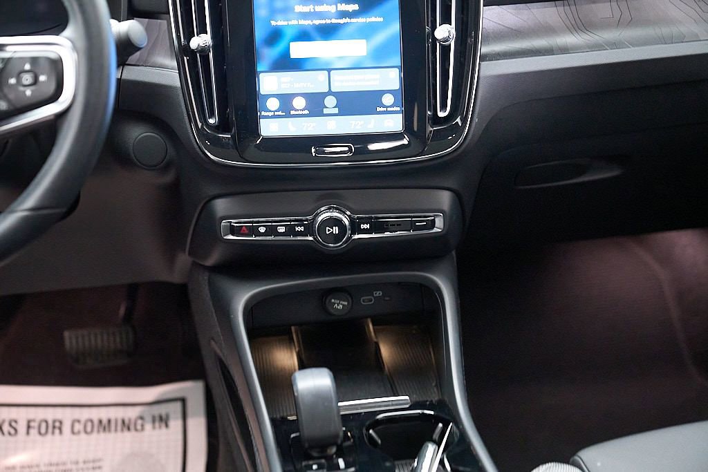 Used 2023 Volvo C40 Recharge Core AWD/4WD image 26