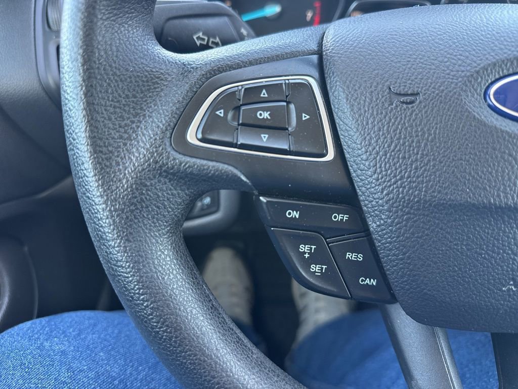 Used 2017 Ford Escape S image 22