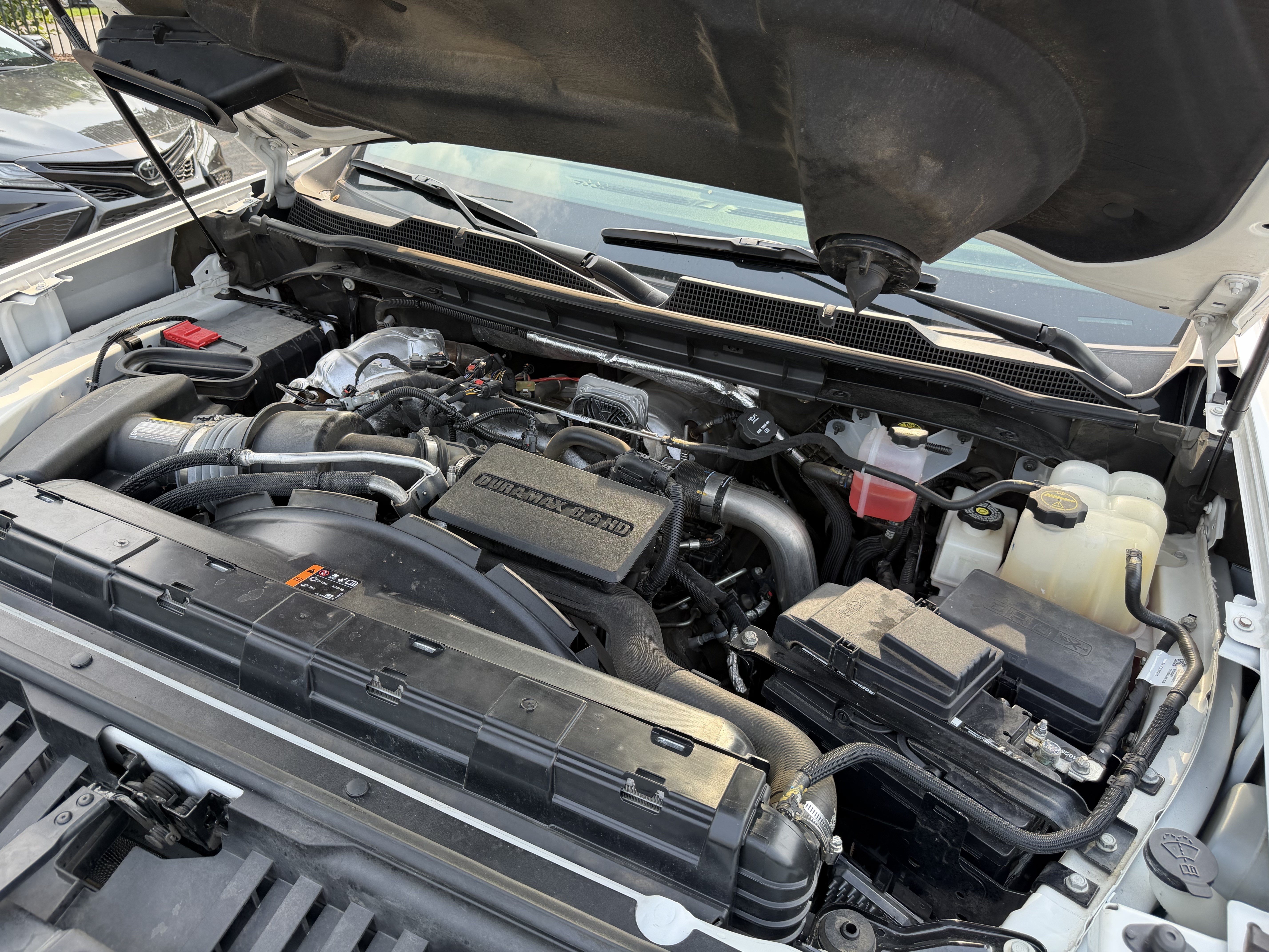 Used 2024 Chevrolet Silverado 2500 High Country w/ High Country Premium Package AWD/4WD image 34