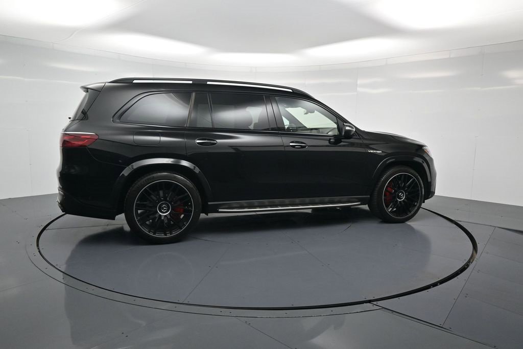 Used 2026 Mercedes-Benz GLS 63 AMG 4MATIC image 31
